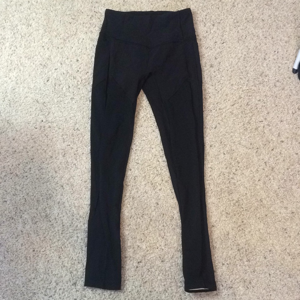 Lululemon leggings - full length - size 6